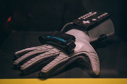 original nintendo power glove