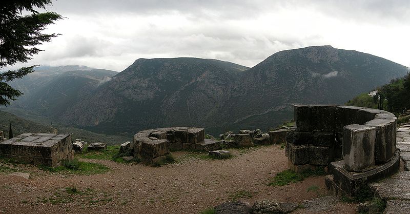 File:Pretty view of Delphi.jpg