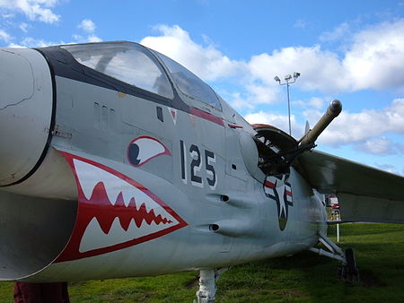 RF-8G Crusader refueling nozzle.JPG