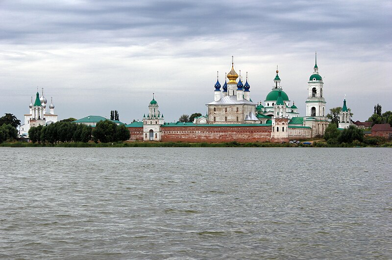 File:Rostov Lake Nero Spaso-Yakovlevsky Monastery IMG 0981 1725.jpg