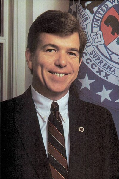 Roy Blunt as Missouri Secretary of State in 1990