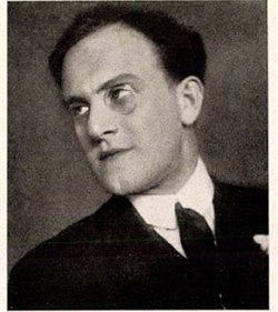 Portréja a Magyar színművészeti lexikonban (1931)