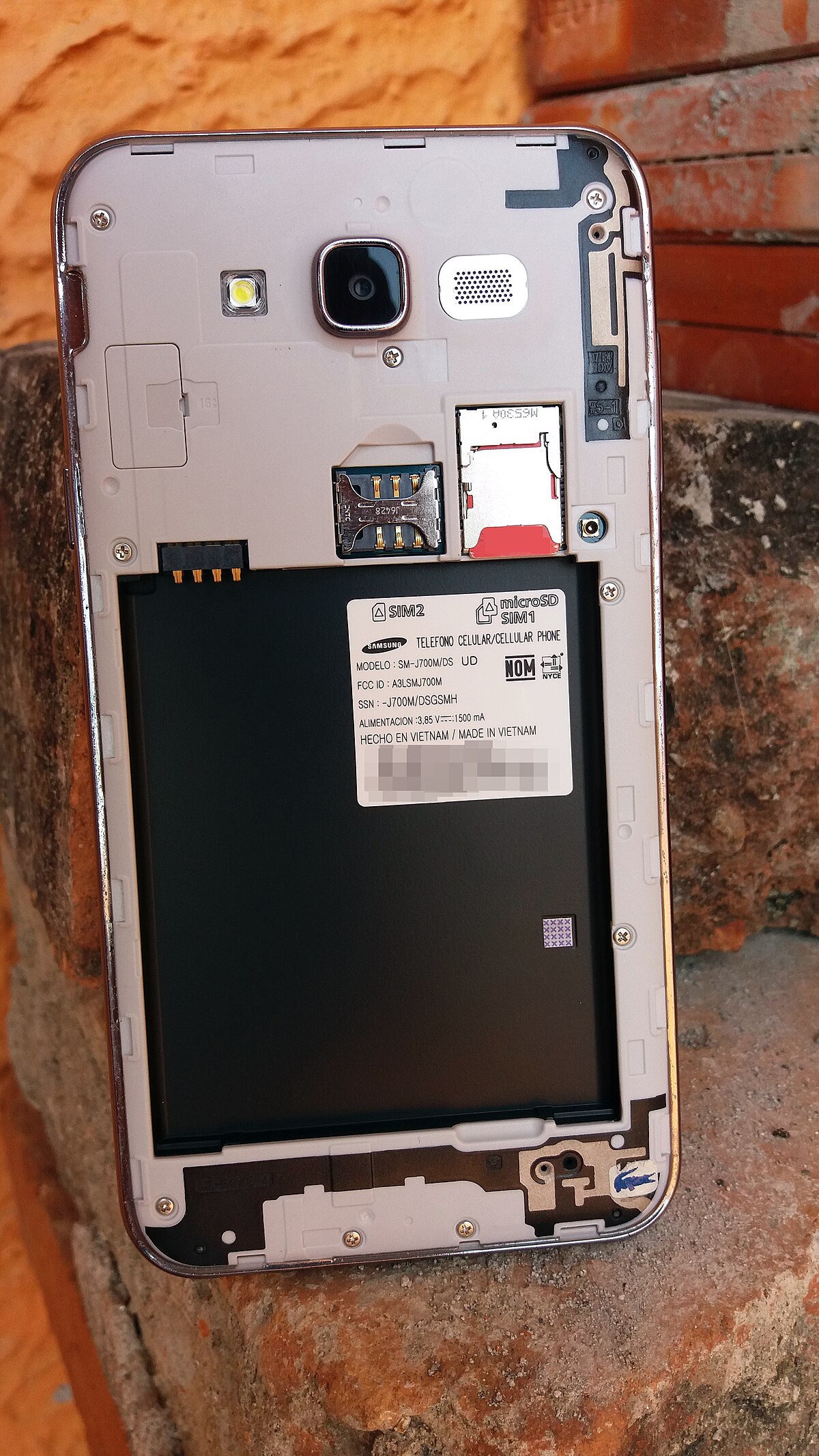 File:Samsung Galaxy J7 SM-J700M DS back without  - Wikimedia  Commons