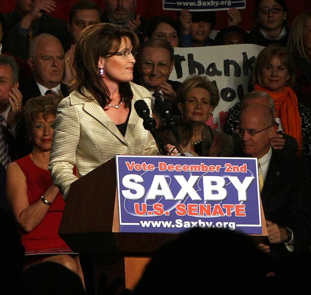 File:Sarah working the crowd for Saxby (3083550262).jpg
