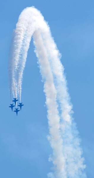 File:Seafair 2009 - Blue Angel Hornets go over the top - cropped & normalized.jpg