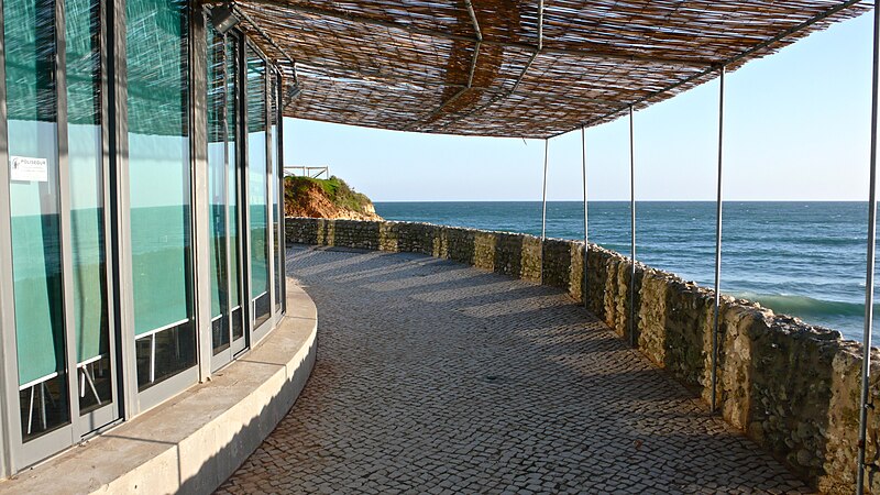 File:Snack-bar Pai Tomás (6604155973).jpg