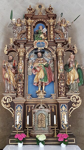 File:St. Jakobus (Unterschondorf) Altar-Aufbau.jpg