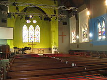 Crkva sv. Jude, Carlton, Australija - interior.jpg