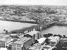 Victoria Bridge from the north-western side, 1933 StateLibQld 1 101716.jpg