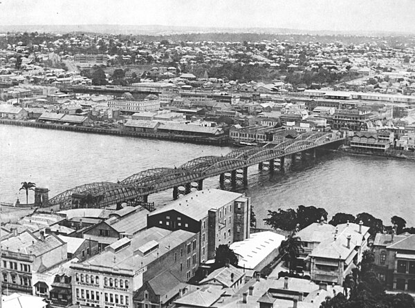 Victoria Bridge from the north-western side, 1933