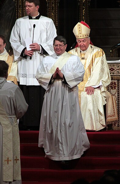 File:The Revd Keith Newton (5358807738).jpg