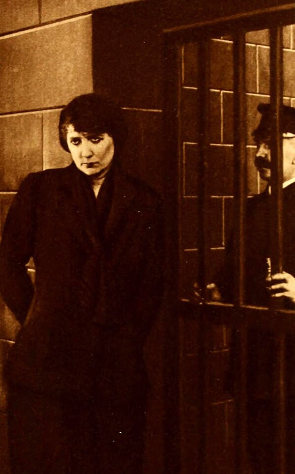 O'Neil as Jane Brett in still from the 1916 film The Toilers (also known as Those Who Toil )