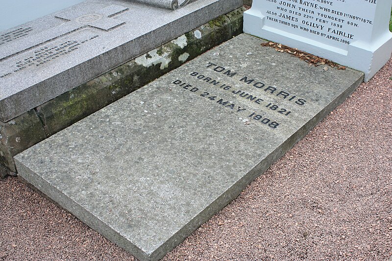 File:The grave of Old Tom Morris, St Andrews Cathedral churchyard.JPG