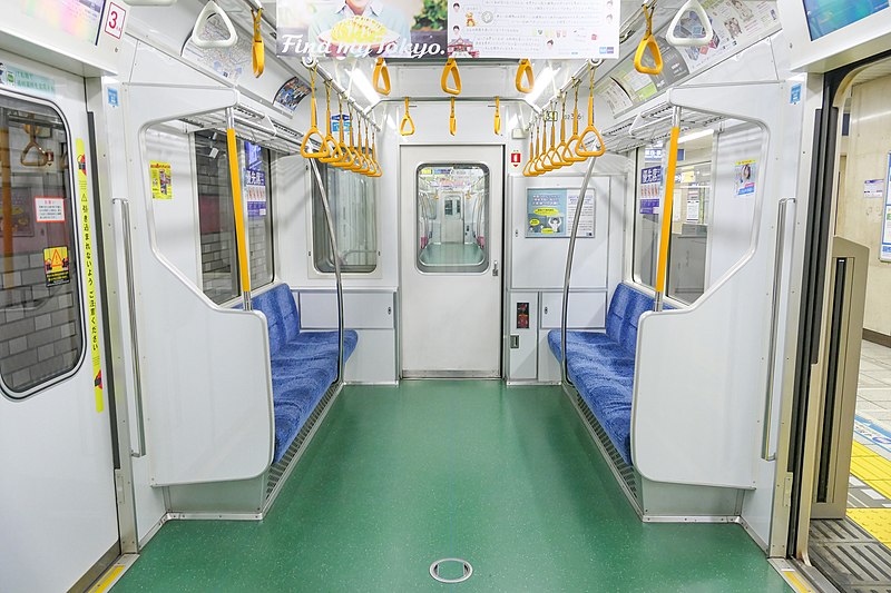 File:Tokyo-Metro Series02R-316 Priority-seat.jpg