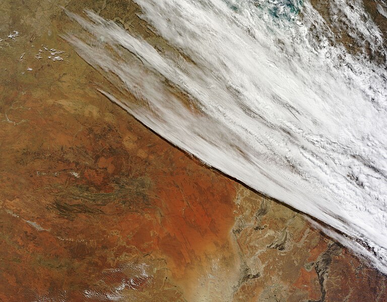 File:Unsettled Weather Across Central Australia.jpg