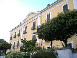 Villa Guariglia.jpg