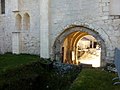 Français : Porche des pélerins vu du nord, chapelle du château de Villebois-Lavalette, Charente, France