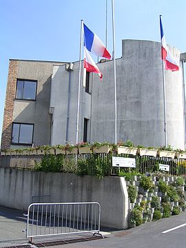 Villemomble - Hôtel de Ville.jpg