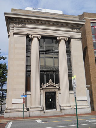 <span class="mw-page-title-main">Virginia Bank and Trust Building</span> Historic commercial building in Virginia, United States