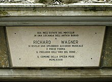 Nel settembre del 1853, Richard Wagner sbarcò alla Spezia durante un viaggio di piacere in Italia e trovò l'ispirazione per il preludio de L'oro del Reno e dell'intera Tetralogia