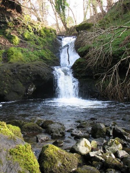 File:Waterfall on the river Chracaig - geograph.org.uk - 386300.jpg