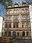 Viergeschossiges Zeilenwohnhaus mit Mansarddach, 1899, Architekt Adam Roedler