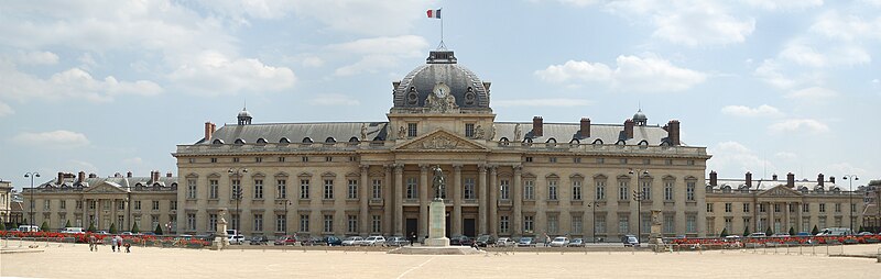 File:École militaire 2545x809.jpg