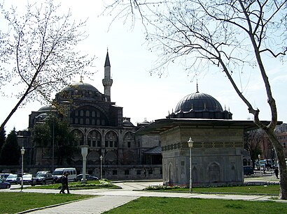 How to get to Kılıç Ali Paşa Camii with public transit - About the place