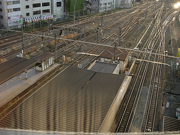 Tachikawa-Kita Station - Wikipedia