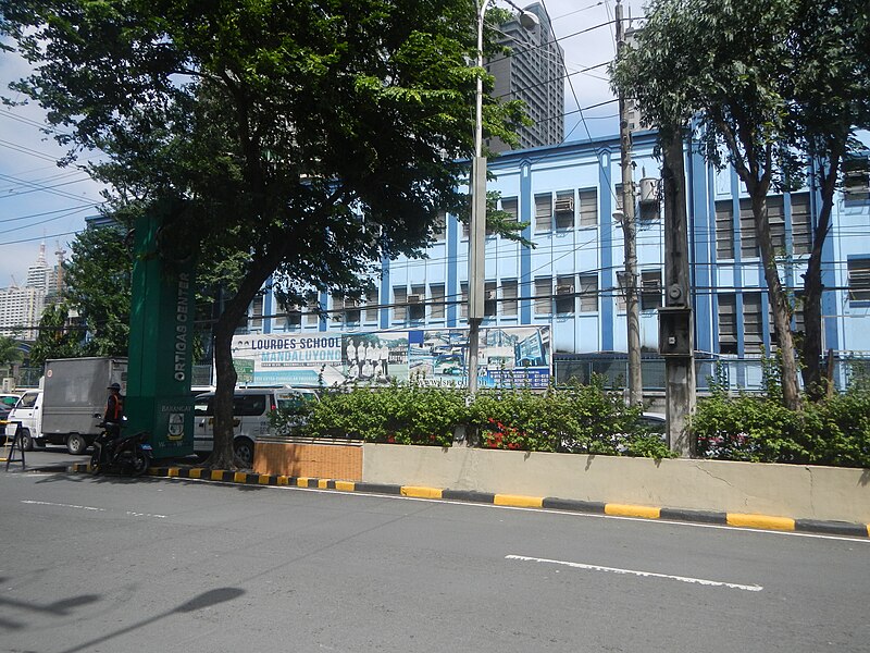 File:0041jfLourdes School DAP Mandaluyong Pasig City Ortigas Center Barangaysfvf 07.jpg