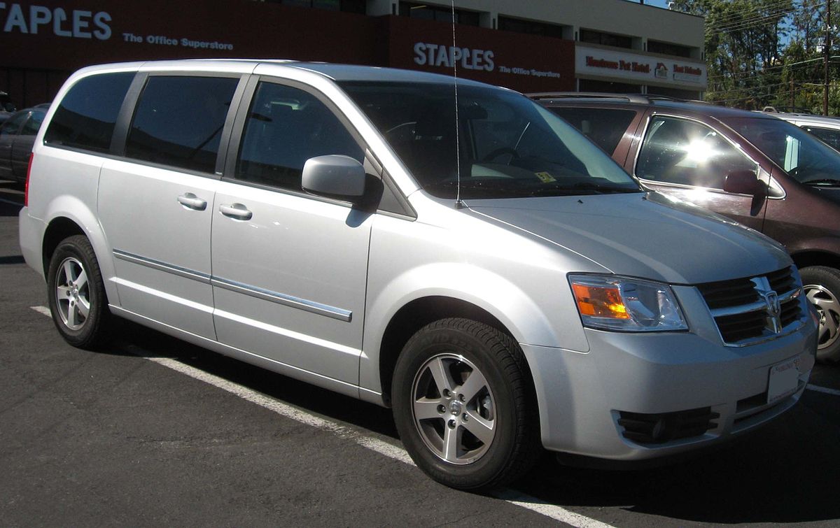 Dodge Caravan 200