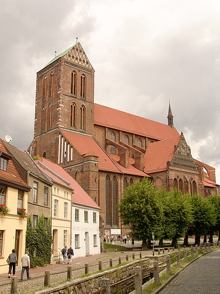 File:11 Wismar St Nikolai 001.jpg