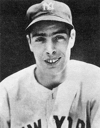 Joe DiMaggio hit his second cycle in 1948, eleven seasons after his first cycle.