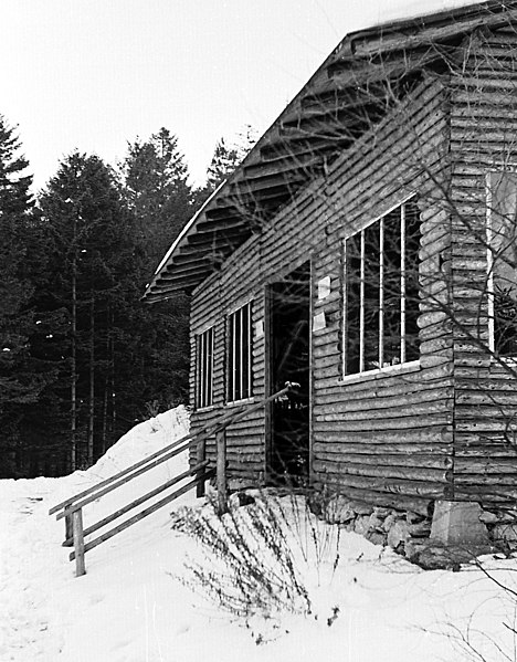 File:19700115350NR Olbernhau Rothenthal Stößerfelsenhütte.jpg