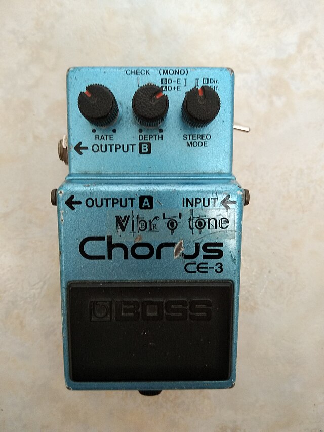 File:1984 Boss CE-3 chorus with MSM Workshop mod - top.jpg - Wikipedia