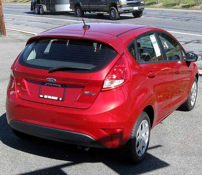 File:2011 Ford Fiesta SE hatchback rear -- 10-16-2010.jpg