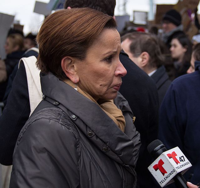 File:2017-01-28 - Nydia Velazquez at the protest at JFK (81399).jpg