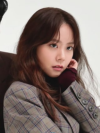 <span class="mw-page-title-main">Han Seung-yeon</span> South Korean singer and actress (born 1988)