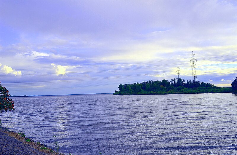 File:4554. Ivangorod. Narva reservoir.jpg