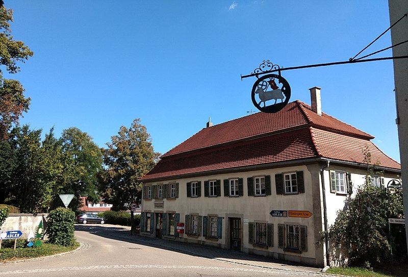 File:Adelmannsfelden 2018 06.jpg