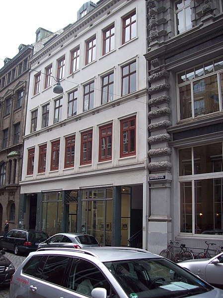 File:Admiralitätsstr 75 + 76.jpg