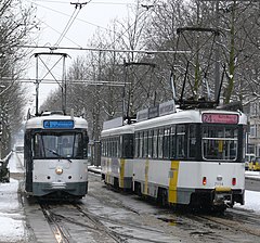 Трамвай 4 ижевск. Антверпен трамвай. Трамвай 4. Трамвай 1. Трамвай в Литве.