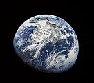 צוות אפולו 8 מצלם לראשונה בהיסטוריה את כדור הארץ כולו