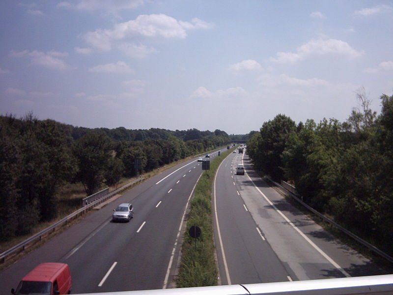 File:B 448 Offenbach-Bieber.jpg