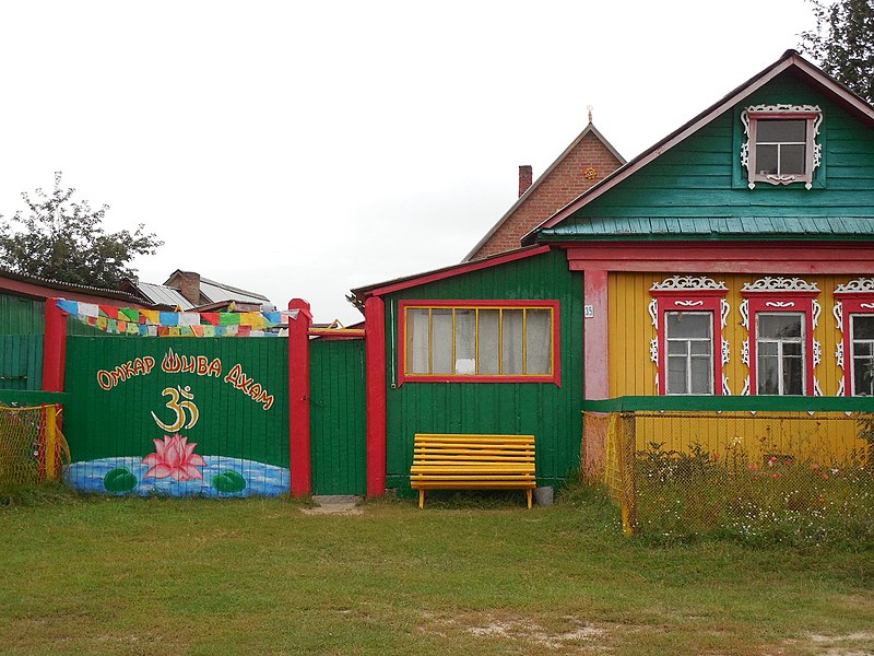 File:Babajist Shaivite Hindu temple in Okunevo, Omsk Oblast (1).jpg