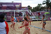 Deutsch: Beachhandball bei den Olympischen Jugendspielen 2018; Tag 5, 10. November 2018; Mädchen, Hauptrunde - Ungarn-Paraguay 2:0 English: Beach handball at the 2018 Summer Youth Olympics at 11 October 2018 – Girls Main Round – Hungary-Paraguay 2:0