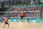 Deutsch: Beachvolleyball bei den Olympischen Jugendspielen 2018; Tag 11, 17. Oktober 2018; Jungen,Finale – Niederlande (Matthew Immers/Yorick de Groot)-Schweden (David Åhman/Jonatan Hellvig) 0:2 (20–22/15–21) English: Beach volleyball at the 2018 Summer Youth Olympics at 17 October 2018 – Final – Netherlands (Matthew Immers/Yorick de Groot)-Sweden (David Åhman/Jonatan Hellvig) 0:2 (20–22/15–21)