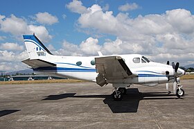الطائرة المنكوبة نفسها في مطار لا أورورا الدولي بمدينة غواتيمالا في 1 مارس 1991