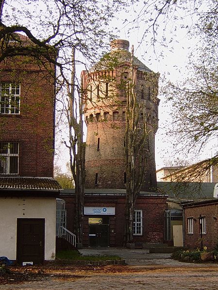 File:Bln-Spandau Pulverfabrik.JPG