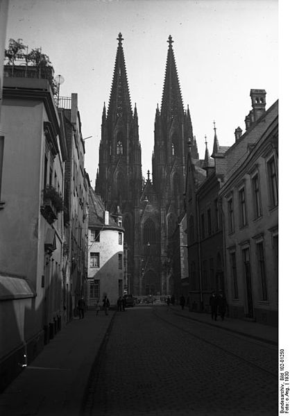 File:Bundesarchiv Bild 102-01250, Köln, Dom.jpg